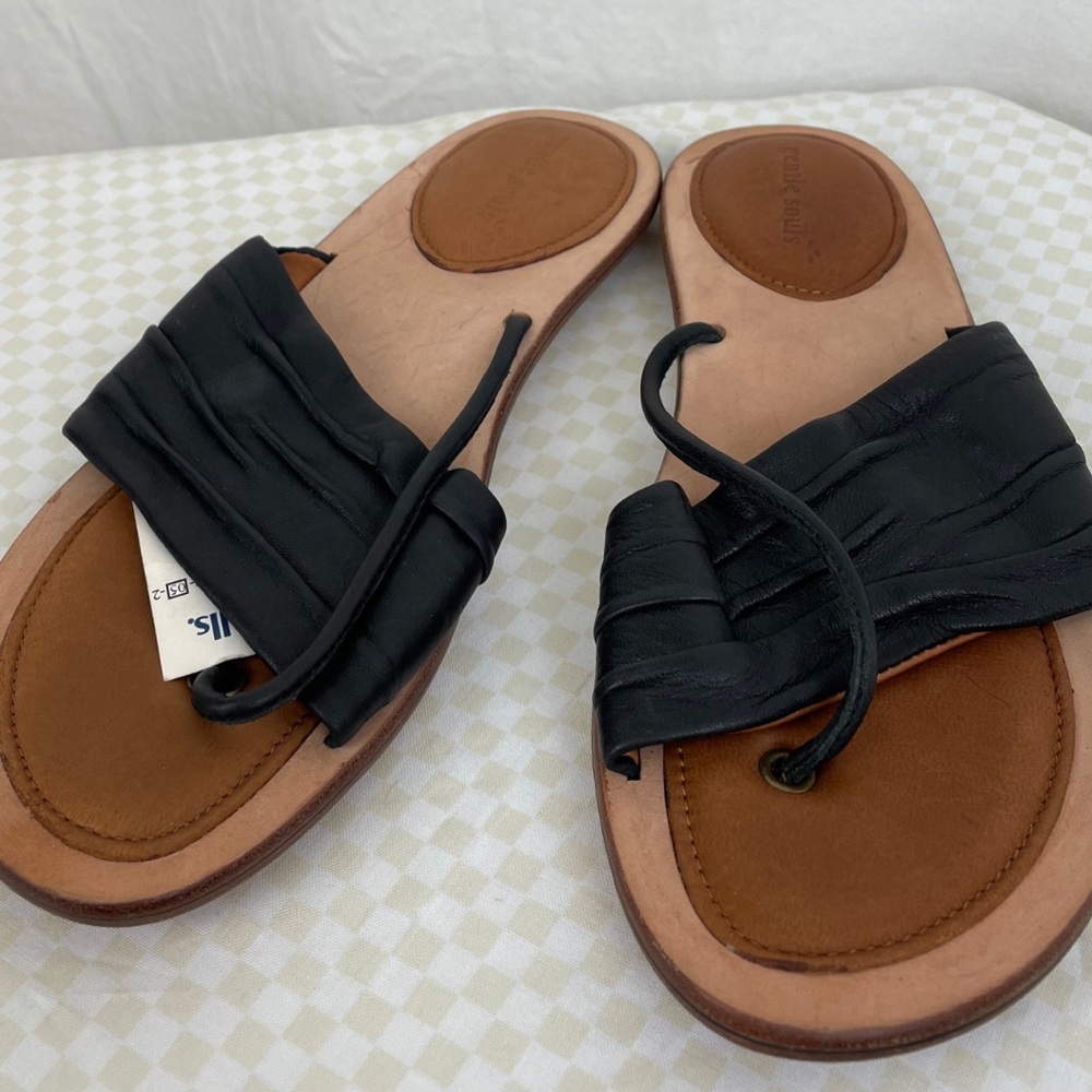 Leather flats